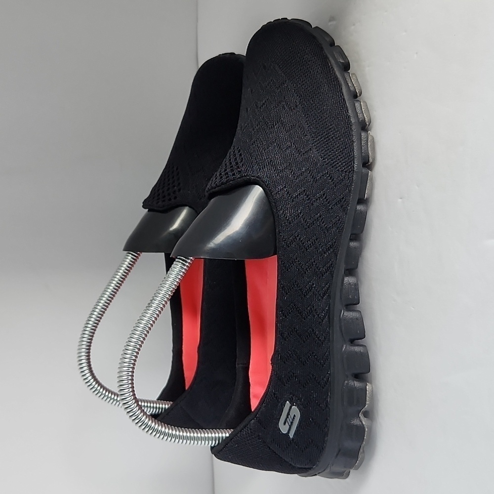 Sketchers Walk memory foam slip-on sneakers
